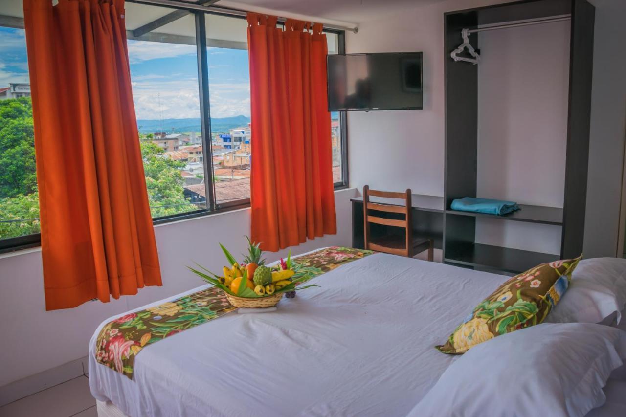 Hostal "Centrika" Тарапото Экстерьер фото